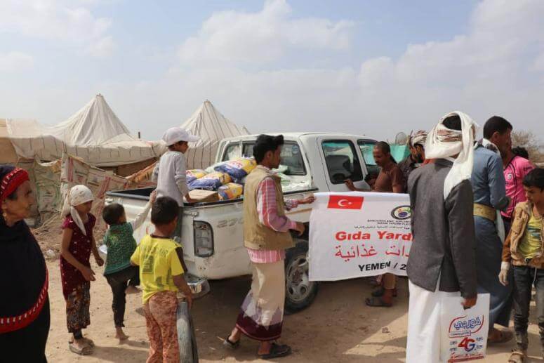 Yemen’e İlk Yardımlar Ulaştı